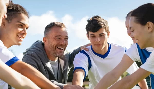 Diploma_Especializacion_Coaching_Deportivo_hero_Desktop Diploma_Especializacion_Coaching_Deportivo_hero_Desktop